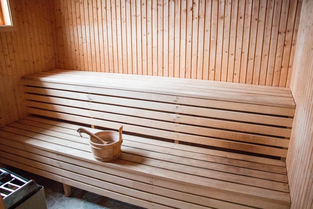 /pictures/senjhavf/BO/Senja HAvfiske - public sauna against fee.jpg